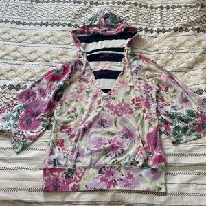 Lucky Brand 3/4 sleeve floral hoodie size small